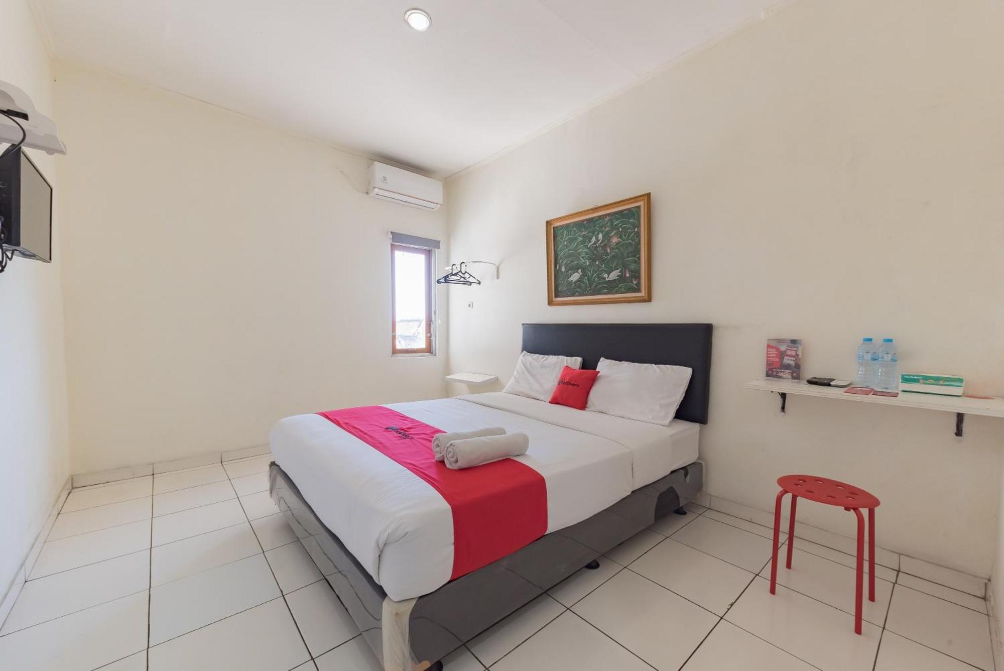 Hotel Reddoorz Syariah @ Jl Raya Sukabumi Sukaraja  Exteriér fotografie